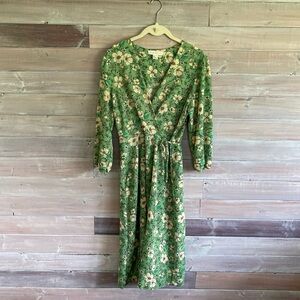 Monteau Los Angeles green floral dress size large